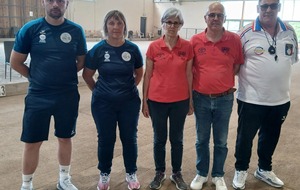 Doubles Mixtes Cantal-Lozère M3/F3/M4/F4 L’UBA à l’honneur avec Bernadette et Alain Nivoliez !