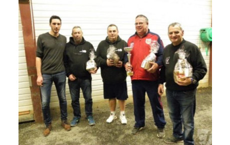 Les Aurillacois d'Alain Ladoux sortent vainqueurs de la 9 ème édition du concours 8 quadrettes à Saint-Flour